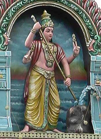 Nazhi Kinaru Gate detail